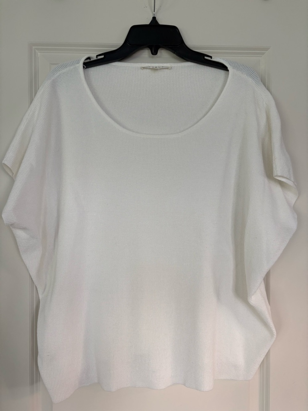Cyrus White Scoop Neck Knit Pullover